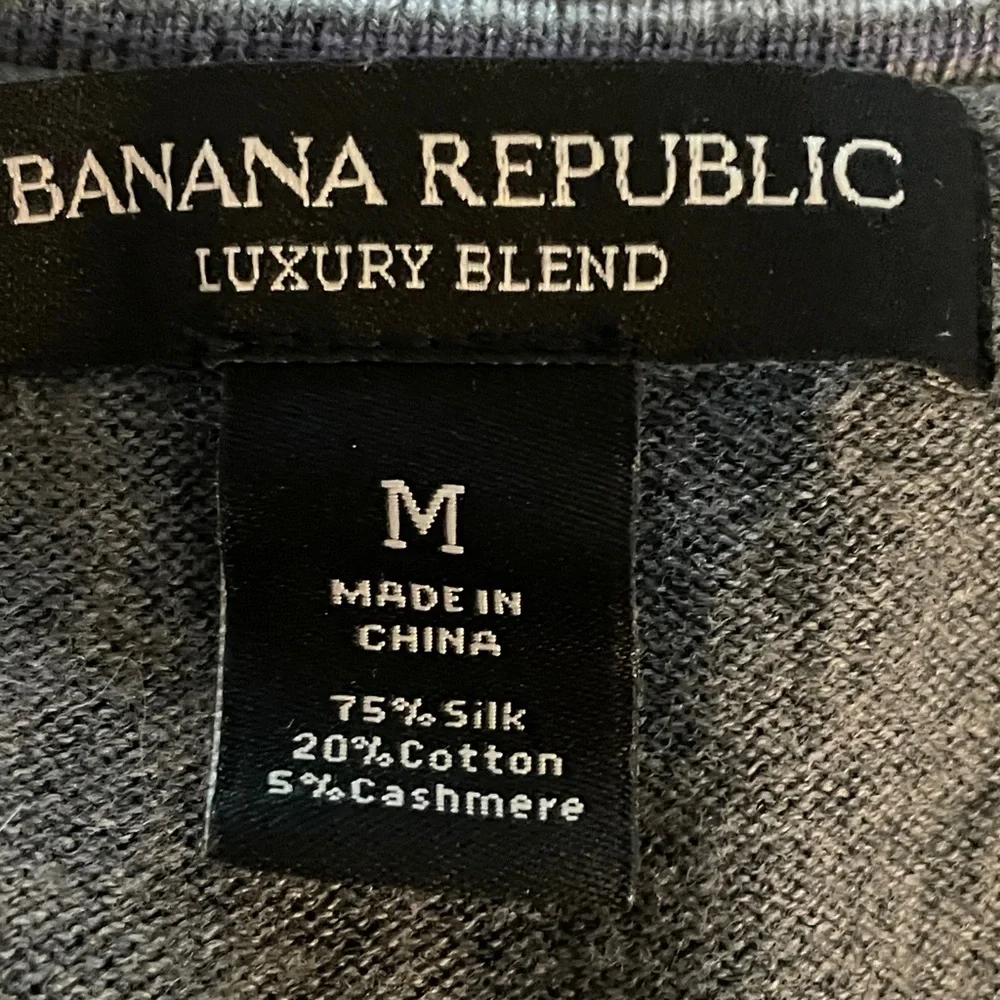 Banana Republic luxurious silk
